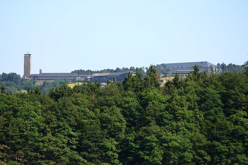 File:Vogelsang from Urfttalsperre.jpg