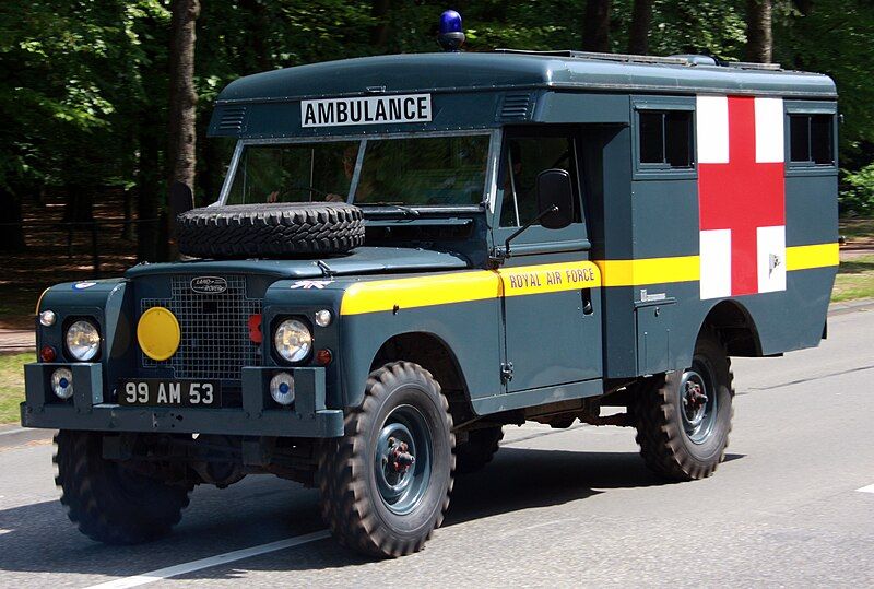 File:Ambulance landrover.jpg