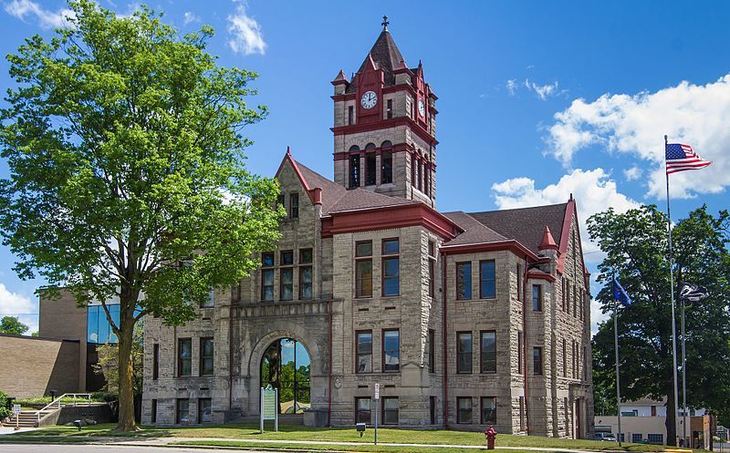 File:Cass Courthouse.jpg