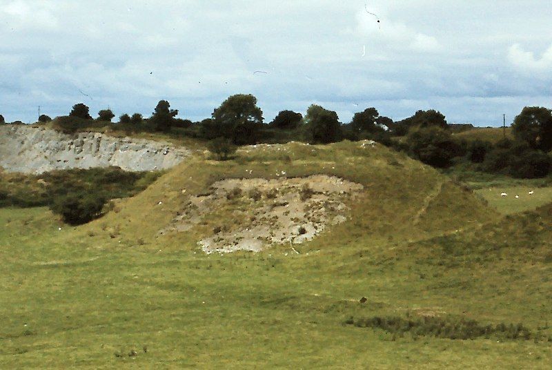 File:Castle Naghten.jpg