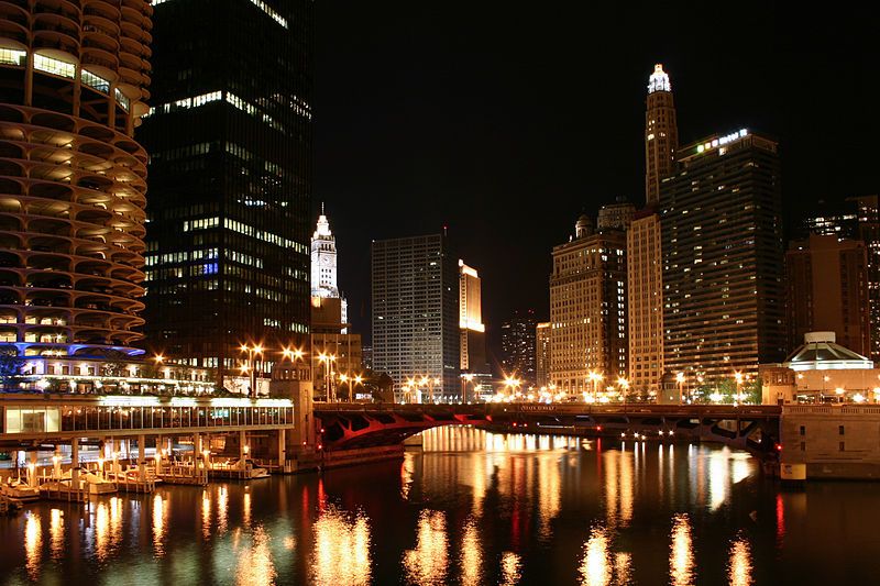 File:Chicago river1.jpg