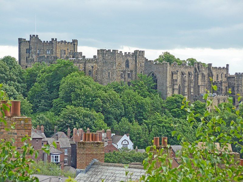 File:Durham Castle (28180496735).jpg