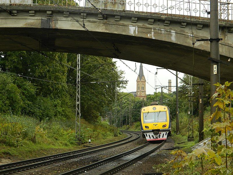 File:Dzelzceļa viadukts-3.JPG