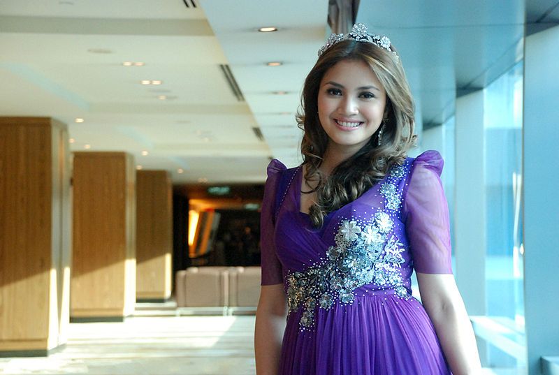 File:Fazura Duta LUX.jpg