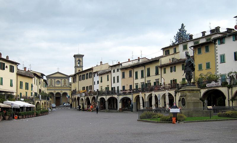 File:Greve piazza.JPG