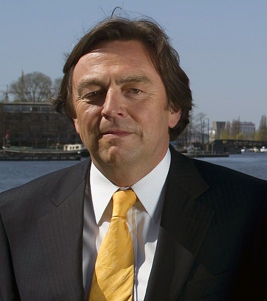 File:Hans Wijers 2010.jpg