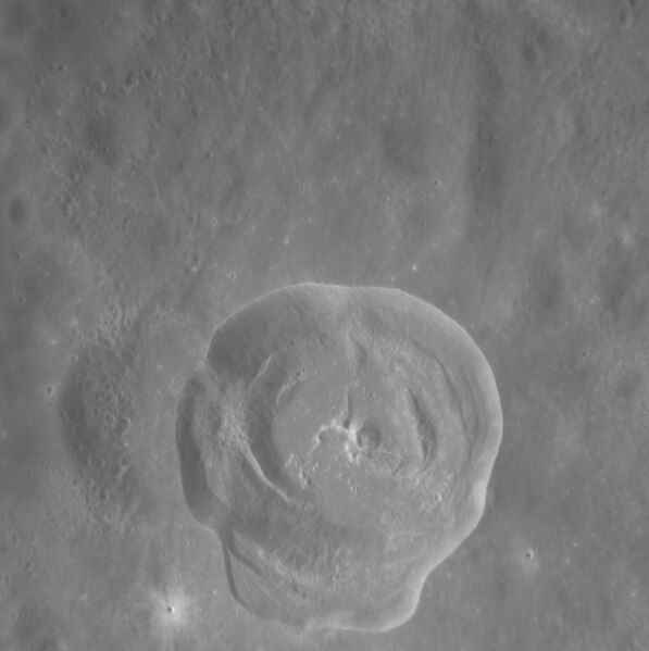 File:Hodgkins crater EN0240249210M.jpg