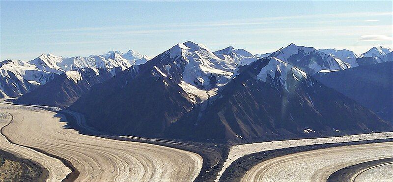 File:Kaskawulsh Mountain.jpg