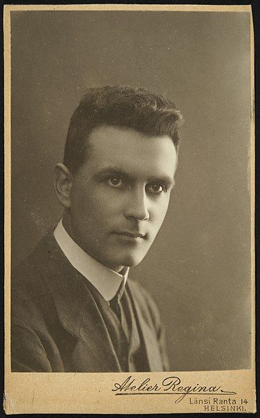 File:Mikko-Tallgren-1914.jpg