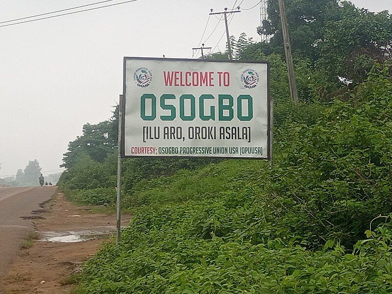 File:Osogbo Entrance.jpg