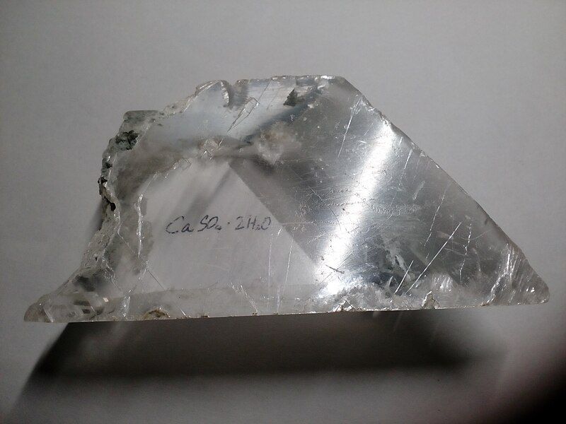 File:Selenite.jpg