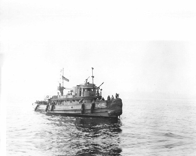 File:USS Cochise (YTB-216).jpg