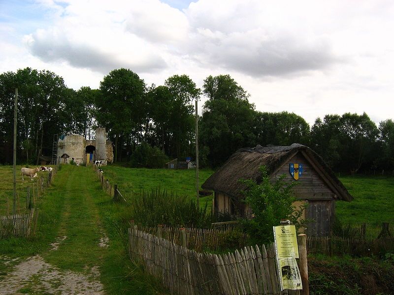 File:Eaucourt-sur-Somme Chateau.jpg