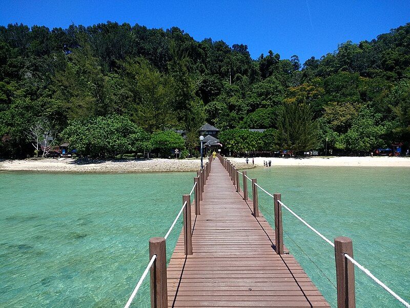 File:Gaya Island 1.jpg