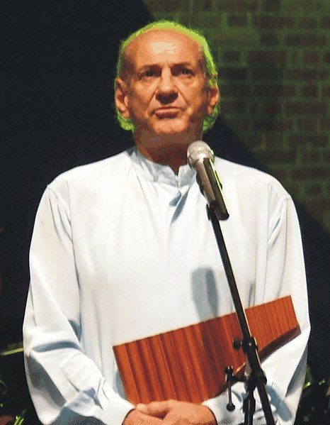 File:Gheorghe Zamfir10.jpg