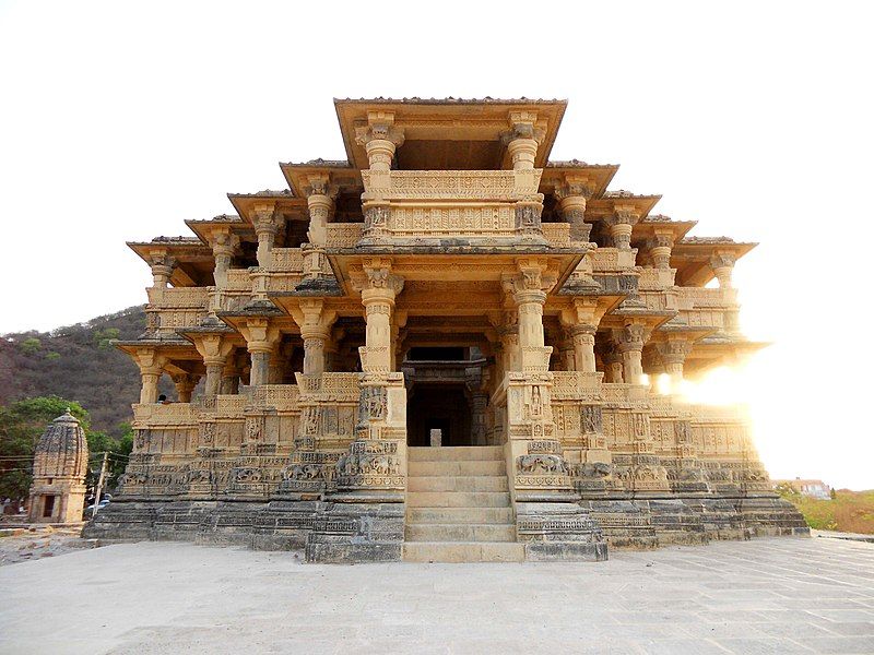 File:Navlakha Temple.jpg