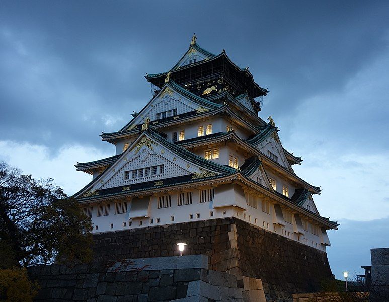 File:Osaka-Castle-twilight-2016-Luka-Peternel.jpg