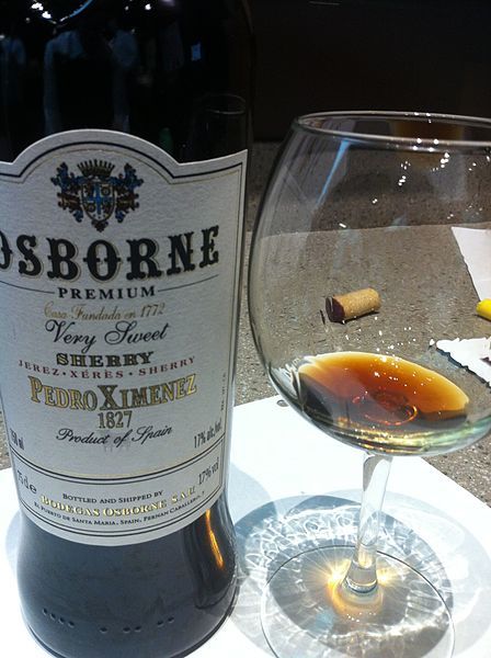 File:Pedro ximenez wine.jpg