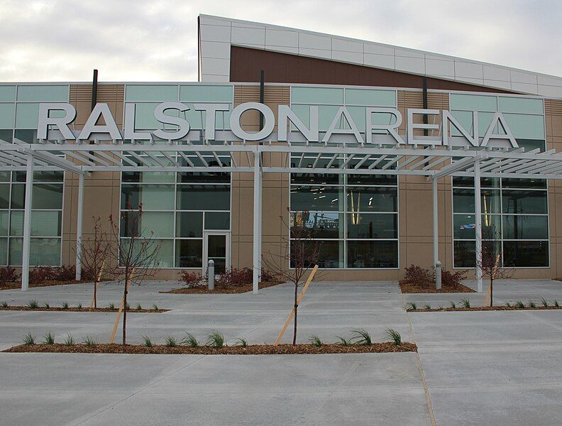 File:Ralston Arena.jpg