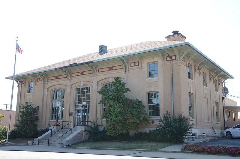 File:Searcy Post Office.JPG