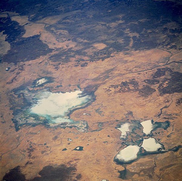 File:Tarrabool lake.jpg