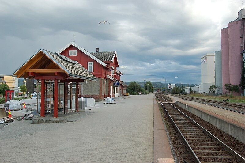 File:Verdal Station2.JPG