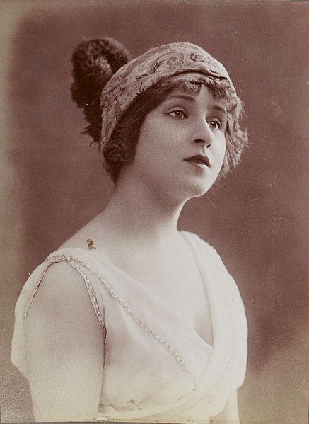 File:Yane par Reutlinger.jpg