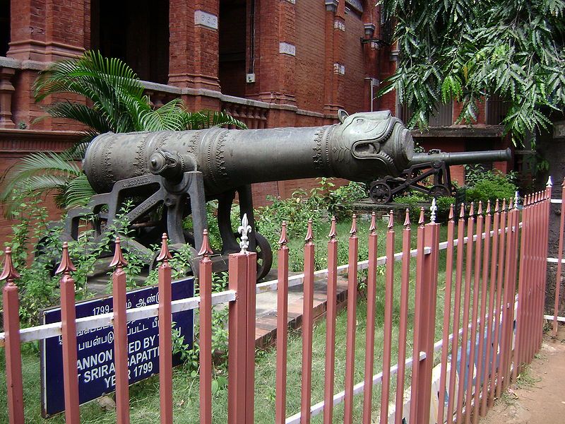 File:Chennai Museum Canon.jpg