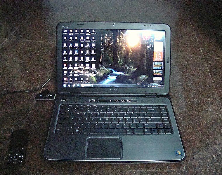 File:Dell XPS L401X.JPG