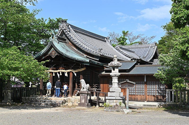 File:Iwato shrine.jpg