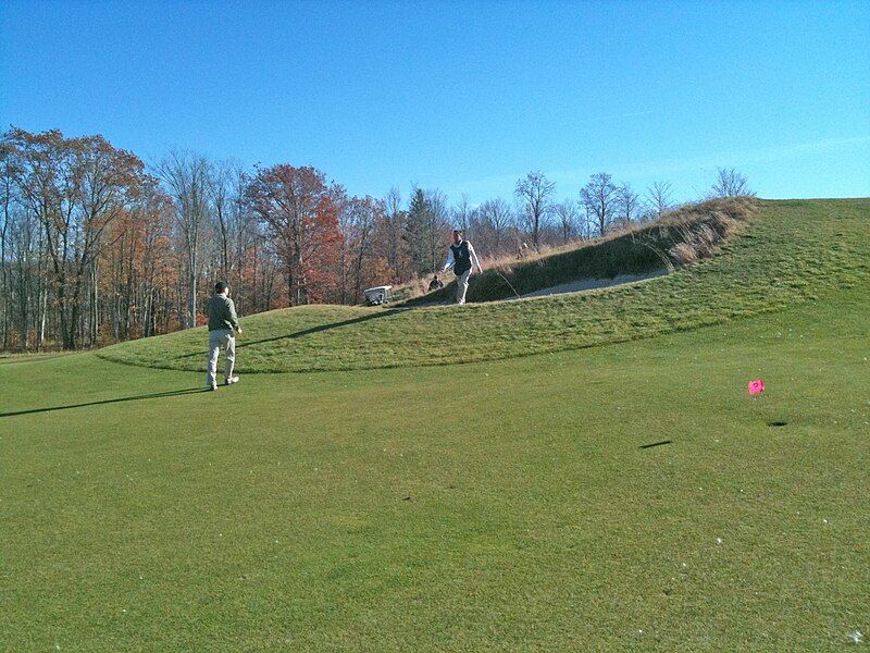 File:Kingsley-hole1bunker.jpg