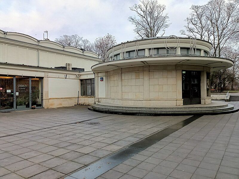 File:Kino Iluzjon 01.jpg