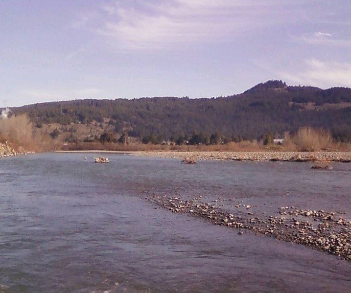 File:Mad River CA.jpg