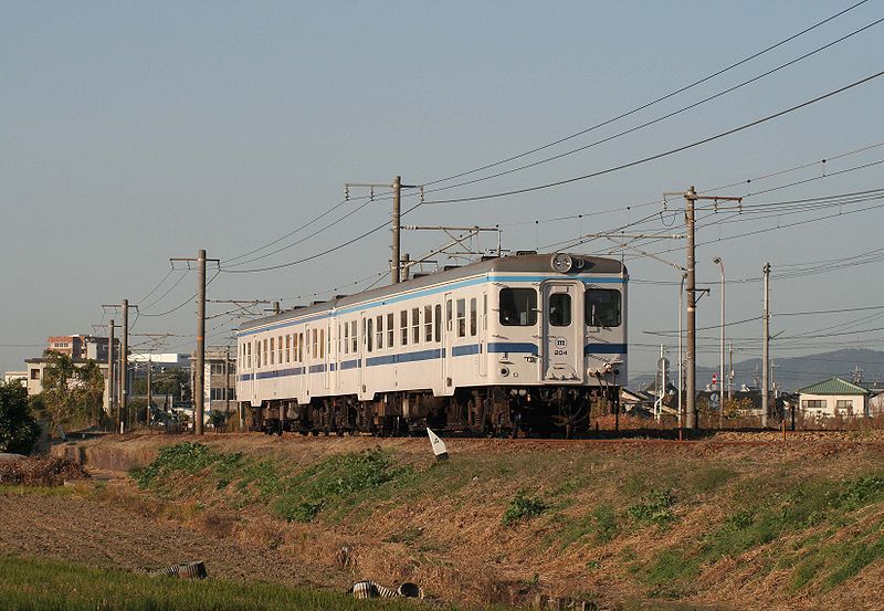 File:Mizushima-Rinkai-Railway-at-kurashikishi-kyujomae.jpg