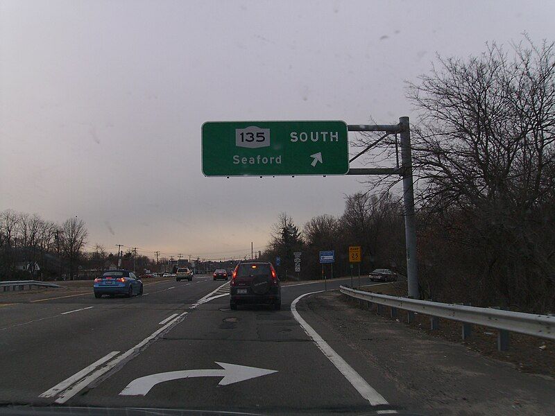 File:NY135exiton25.JPG