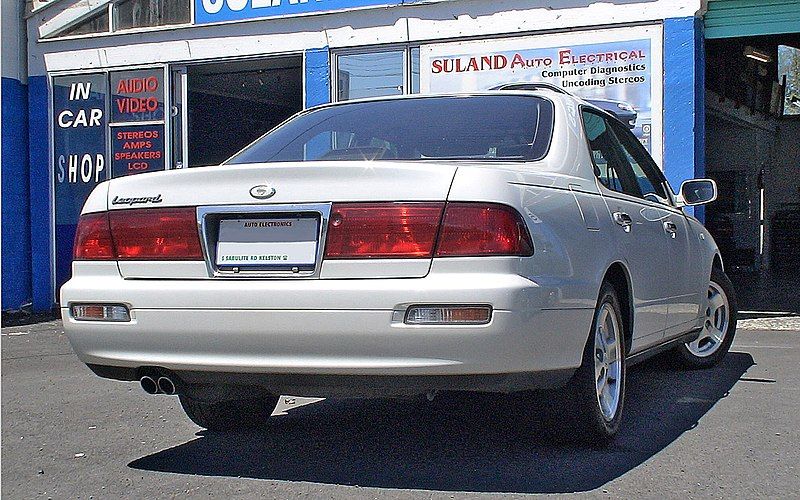 File:Nissan Leopard 012.jpg