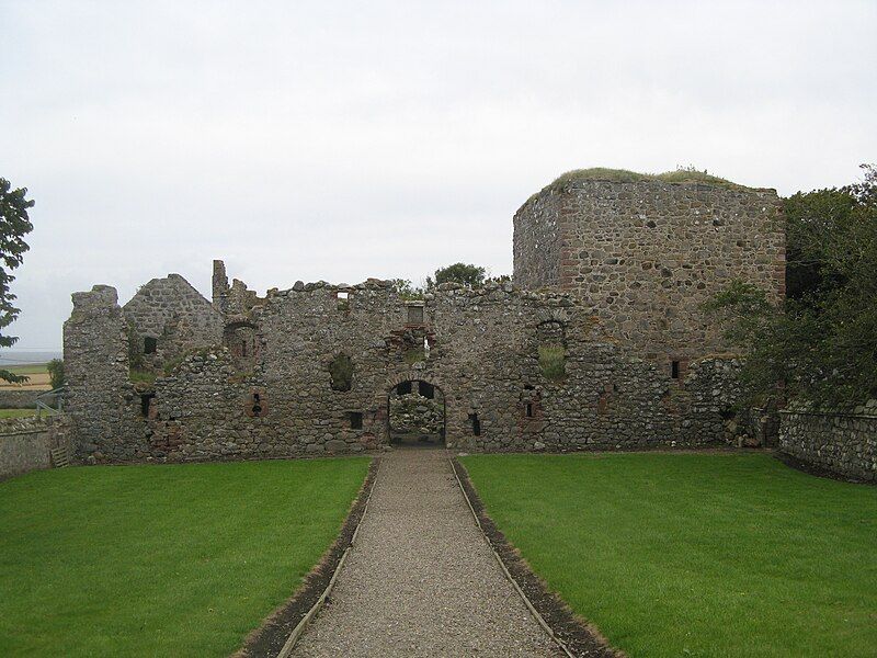 File:Pitsligo Castle 01.JPG