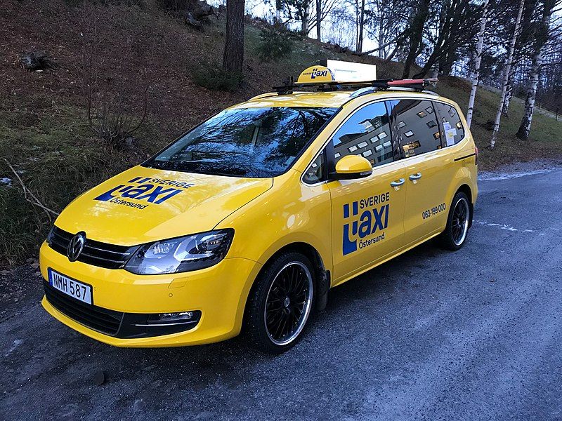 File:Sverigetaxi Östersund.jpg