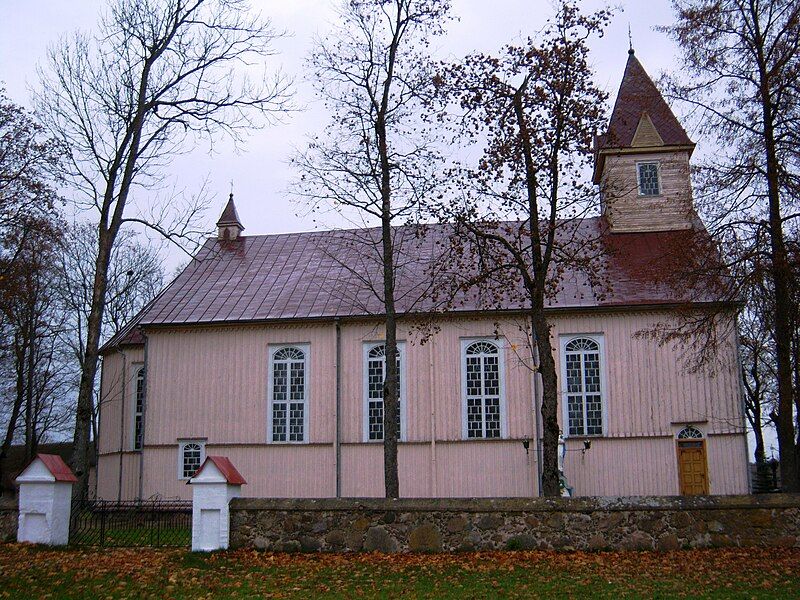 File:Šimonių bažnyčia.JPG