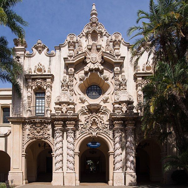 File:Casa Del Prado.jpg