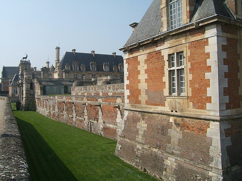 File:ChateaudAnetNorthernFront.jpg