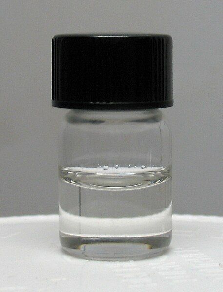 File:Ethylene diamine 2ml.jpg