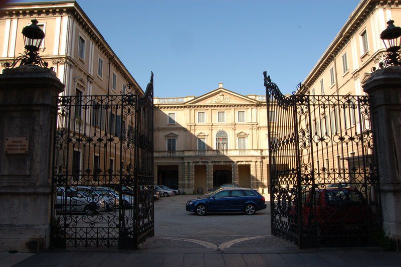 File:Fondazione Miniscalchi-Erizzo.jpg