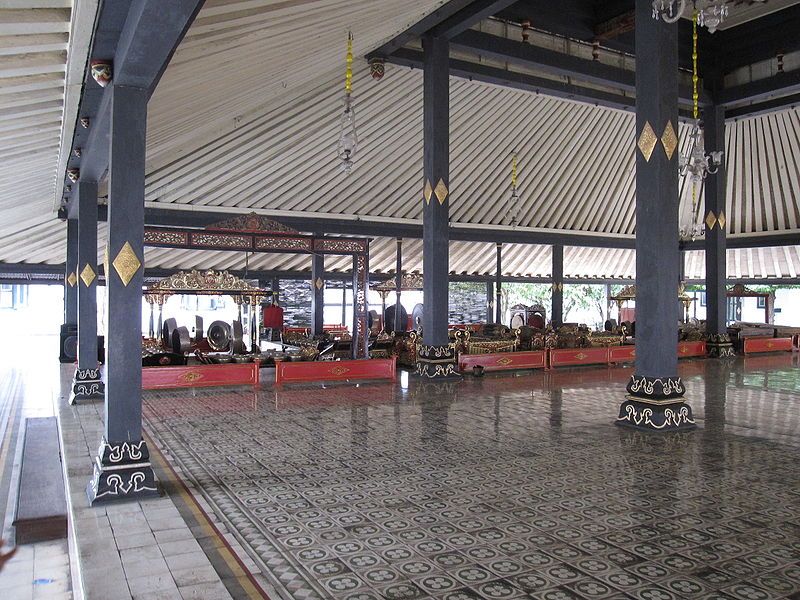 File:Kraton Yogyakarta 2.JPG