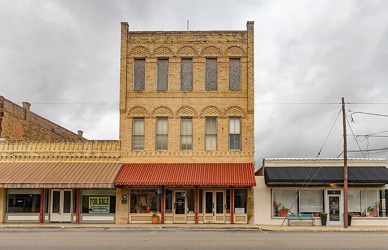 File:Leinweber Building Hondo.jpg