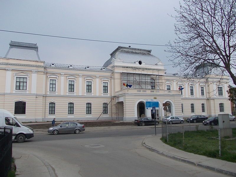 File:Museo Vasile Pârvan.jpg