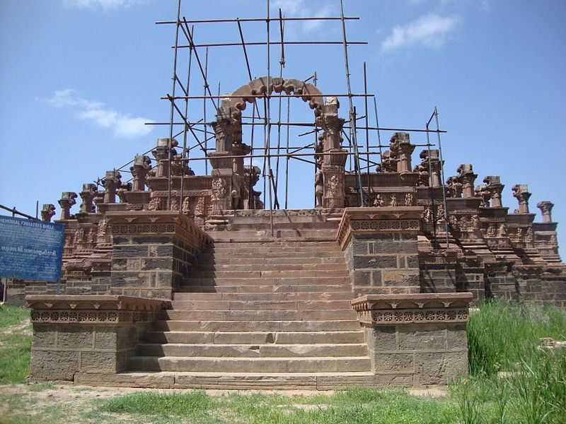 File:Rao Lakhaji Chhatri.JPG