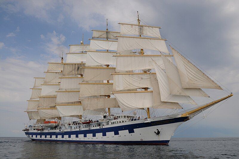 File:Royal Clipper IV.jpg