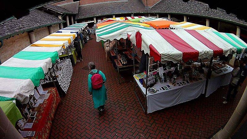 File:Stroud Market.jpg