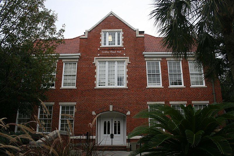 File:UFHistoricBuildingGriffin-FloydHall.JPG